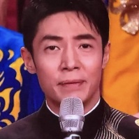 撒贝宁春晚眉妆太抢镜 网友笑称像蜡笔小新