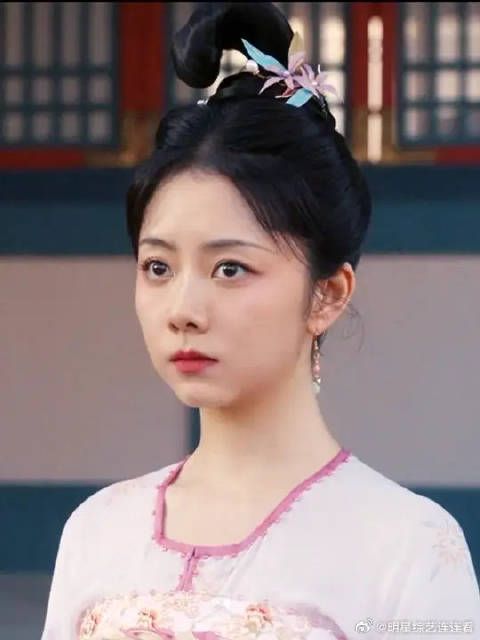 赵二郎也是真心帮英英的,却换不来她的信任