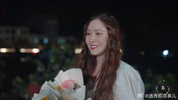 浪漫惊喜花路求婚,郑秀妍感动落泪