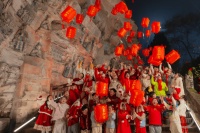 重庆大足石刻、鲤鱼灯舞登上央视春晚，景区：预计初三迎客流高峰