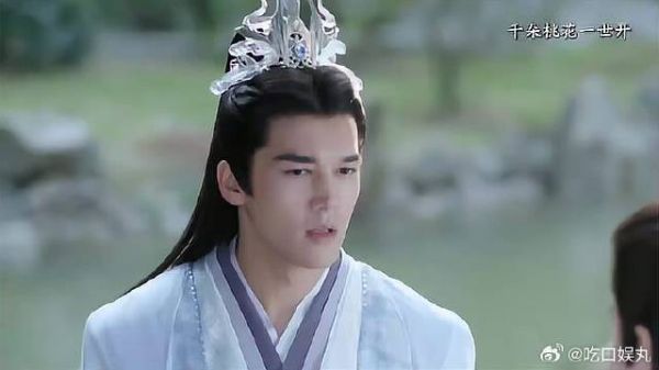 潜光君爱凤襄却不敢告诉她