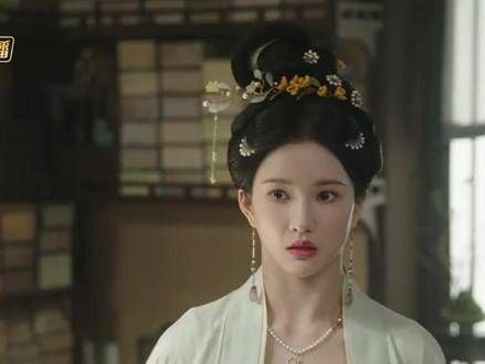 新婚夫妇嬉戏,娇羞娘子笑嘻嘻