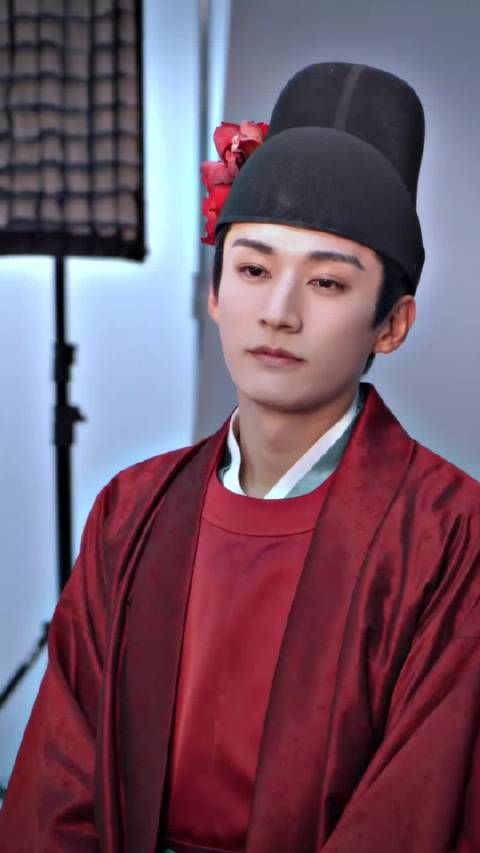 历尽千帆,渡过万险,良缘终于缔结,王爷喜服加身