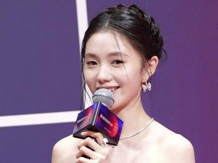 谈新剧角色,期待与安宇的合作呀~ 陷入我们的热恋 徐栀
