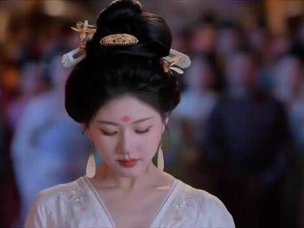 这才是真正的古装美人,无论是现代还是古装,露思都能轻松驾驭