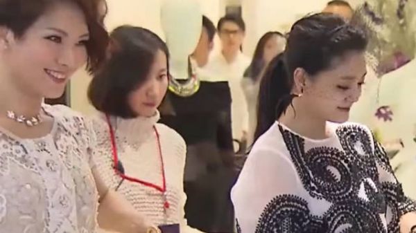 汪小菲匆返台,导游曝大s生病始末?s 妈要帮女儿完成最后心愿
