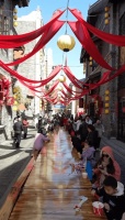 春晚同款“长桌宴”将被打造为“不散的宴席”，负责人：日均两万人打卡，食客三千人