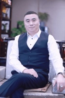 陈升栋：艺海弄潮，以“尽力而为”之姿绘就璀璨人生