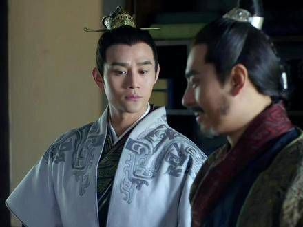 靖王察觉翔地记中似乎隐藏着某些秘密!