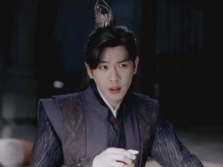郭保坤也成熟了许多,大智若愚,他有足够的理由去见父亲,连范闲都感到惊讶