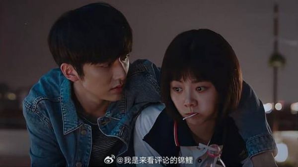 凌霄照顾亲妹不回家,尖尖变望夫石,半夜不睡看门口