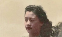 她15岁嫁给张大千，婚后25年生下8个孩子，40岁坚决选择离婚远走
