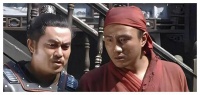 少女出上联“龙骨一根，退烧止疼又生津”，郎中对出下联让她脸红
