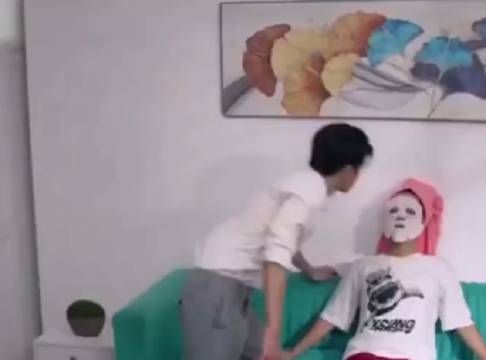 阿姐怎么啦,我也不知道,我刚刚回来
