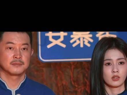在察觉到姚pd情绪低落时,鹿鹿多次关切地询问pd的情况