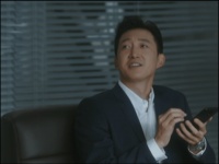 热依扎机场偶遇王阳，顺口喊了一声：陈无良！王阳反应笑翻全场