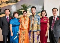 回看陈晓家世，才懂8年前他为何放弃赵丽颖，选择陈妍希！