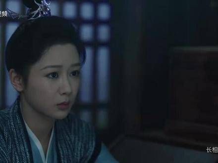 我有九颗头,比别人能多吃一些,从小就要为生计奔波……真是令人同情的相柳…