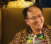 美人鱼男星塌房？以指导跳舞为由猥亵未成年，网友辣评：相由心生
