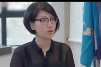我是艺术家！郭德纲没法和我比。京剧名家王佩瑜发布争议言论。