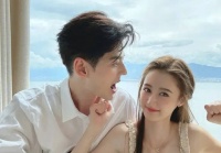马泽涵承认与郭品超分手：感谢那段时光让我成长，各自安好