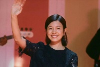 陈妍希离婚后走出阴霾？和好友吃烤肉状态不错，粉丝坐等新剧播出