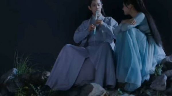 xz超话创作官 和霜欲起千秋雨，带月如听万壑松