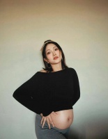 包文婧孕肚照惊艳全网，网友：孕期也能美美哒！！