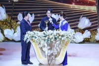 玉兰花开，中国舞台薪火相传