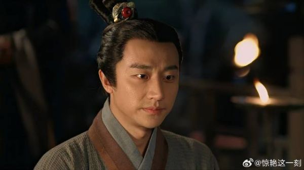 黄歇独自离开,芈月留在了秦王身边