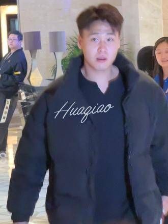 全明星们在赛场上尽情享受,赵睿和CBA全明星周末带来了无尽欢乐