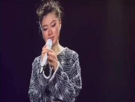 你永远是最出色的,至少在我心中是这样