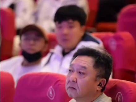 睡衣兄弟真是让人笑不停!