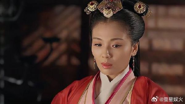 秦楚交恶,魏夫人趁机给王后难堪,芈姝当场不给好脸