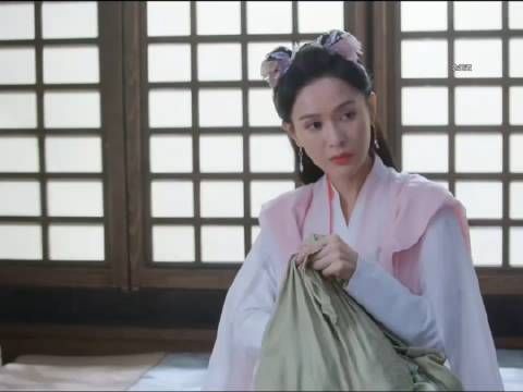 念无双 女学生上课被抓包了,隔空听到全是说男主坏话的笑不活了唐嫣/刘学义