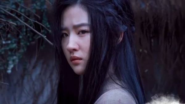 美人落泪,我见犹怜,刘亦菲来过一下子,让人想念一辈子