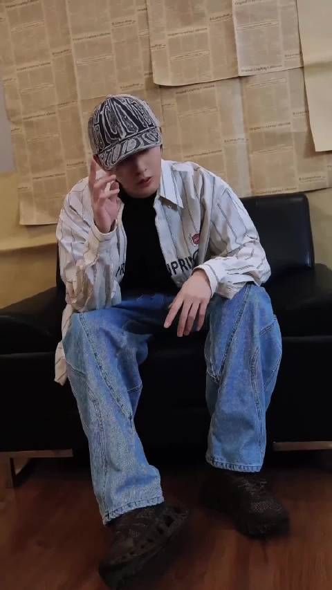 哈哈哈，目前无网络可用 就这样水灵灵的被为子骗到了