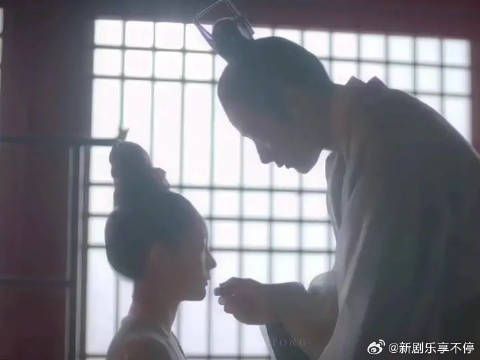 那人若有心,便不会让你落泪…