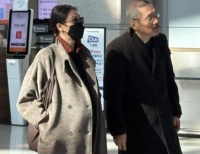 金敏喜为65岁洪尚秀生子，男方9年不离婚，她的困局藏着父权陷阱