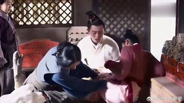 小芈月突然大出血,小黄鞋被吓坏,小芈月终于做女人!