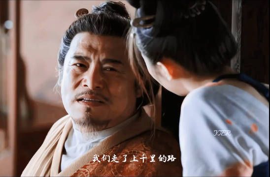 这个剧演员都挺不错啊,有点反差在身上的,很好看啊