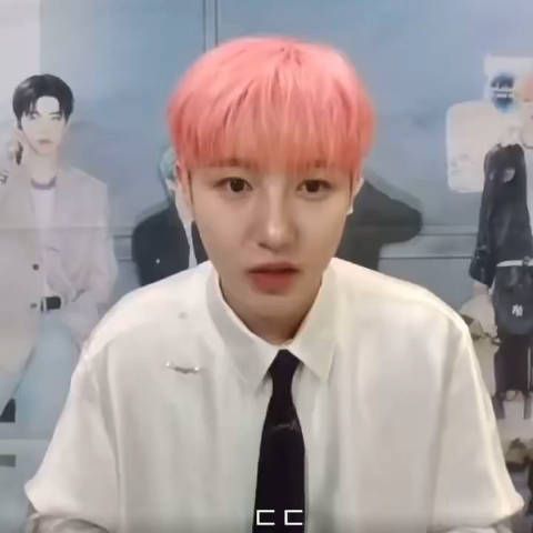 250417 签售 找工作?学习语言?你在说什么呀?做梦了吗?快去喜欢仁俊吧!