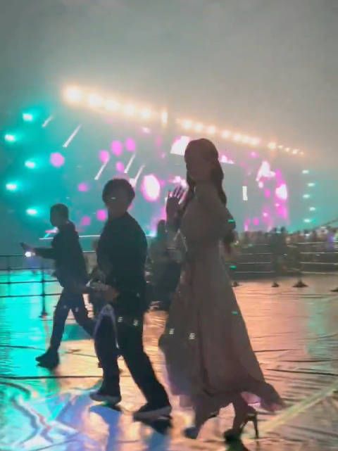 甜心公主呀…感觉一阵香香的风掠过