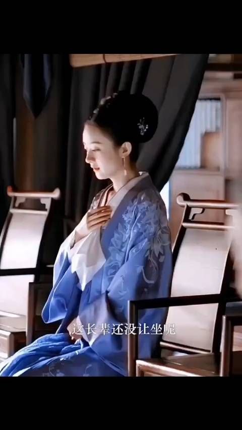 明兰的茶艺可不是祖母教的，是“茶艺大师”林小娘教的