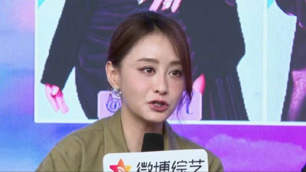 在乘风2025扫楼 爆料自己现在是单身状态…