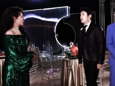 我就站在这里看看这次提名谁敢再欺负我们沈马！