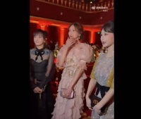 美颜暴击！林志玲孙俪杨紫惊喜同框，三人惊呼：第一次见