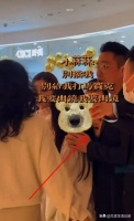 玥儿生日，爱发小作文的老s冷漠无语，爱得瑟的小s从不提孩子