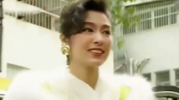 69岁米雪状态引关注,诠释美人三分龅