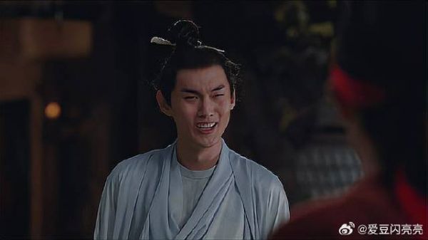 可怜虫化身懂哥，说的话帅哥的表情给出了答案